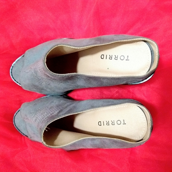 Torrid Suede Mule | Size 6.5W - Picture 10 of 10